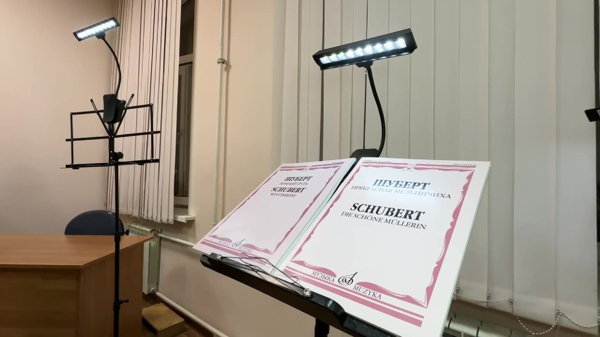 Реутов, музыкальная школа, инструменты, фортепиано, аккордеон, аян, саксофон,