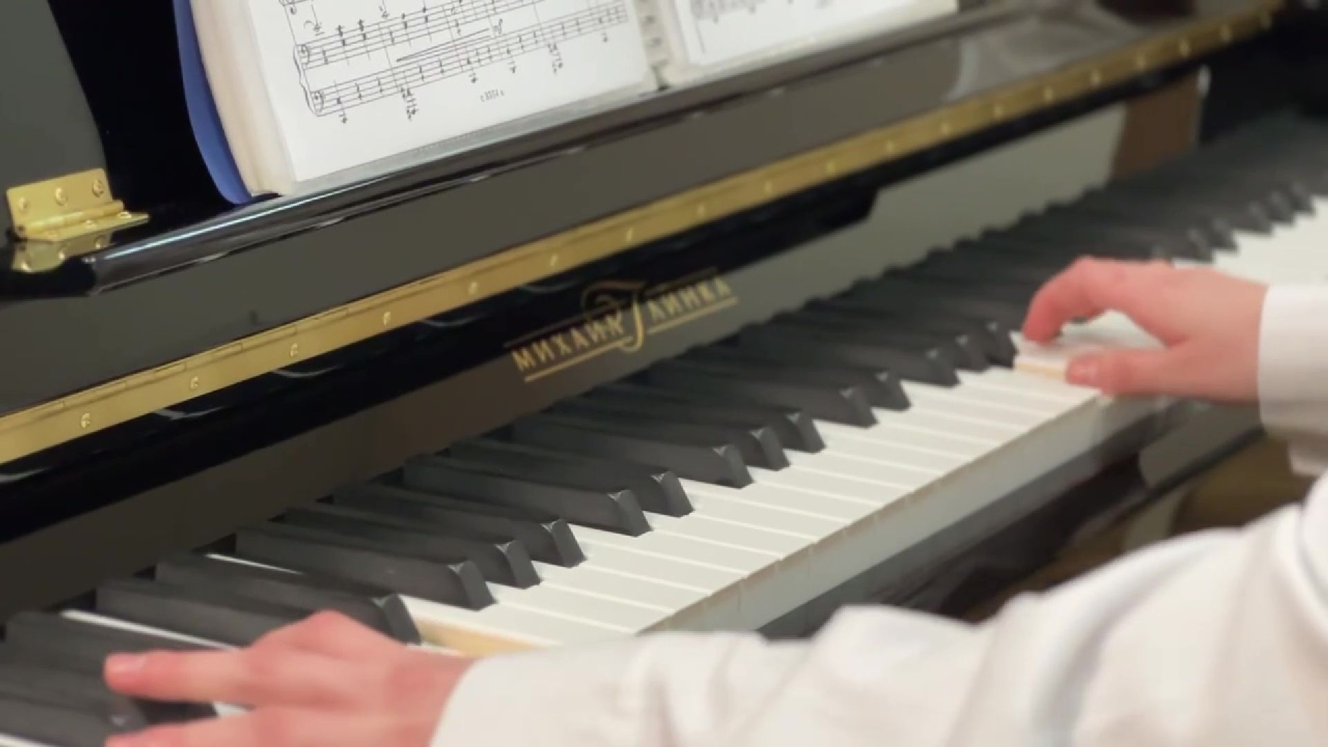 Реутов, музыкальная школа, инструменты, фортепиано, аккордеон, аян, саксофон,