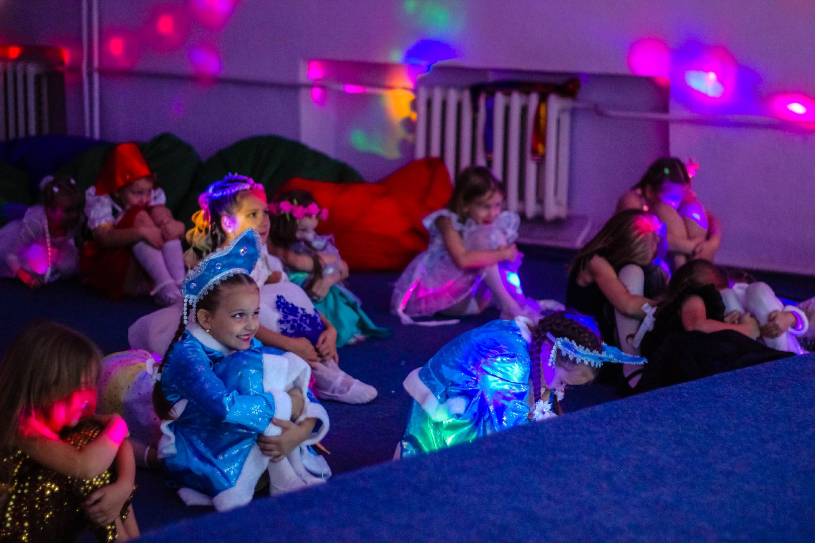 Егорьевск, ДК, Конина, Студия, Волшебница, танцы, песни, стихи, дети, Дед Мороз, Дедушка Мороз,