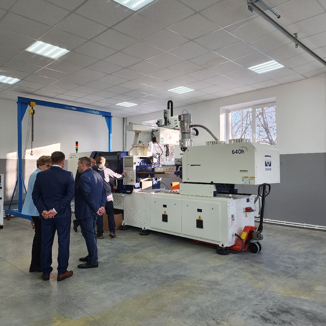 егорьевск, Егорьевский техникум, подмосковье, рабочие профессии, термопластавтомат, Московская область,