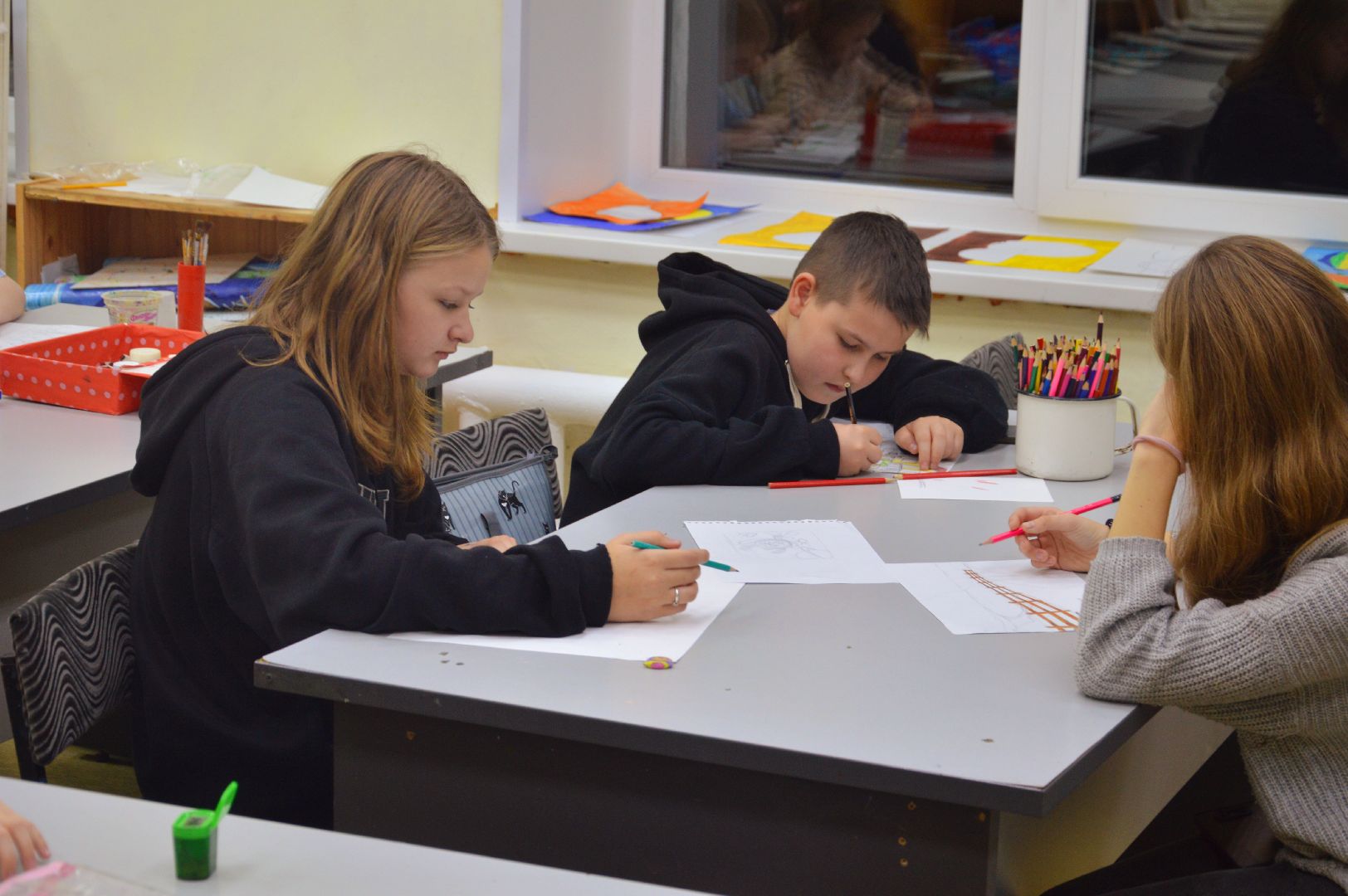 шатура, дмитровский погост, школа искусств, выставка картин, день мамы, городской округ культура, картины,