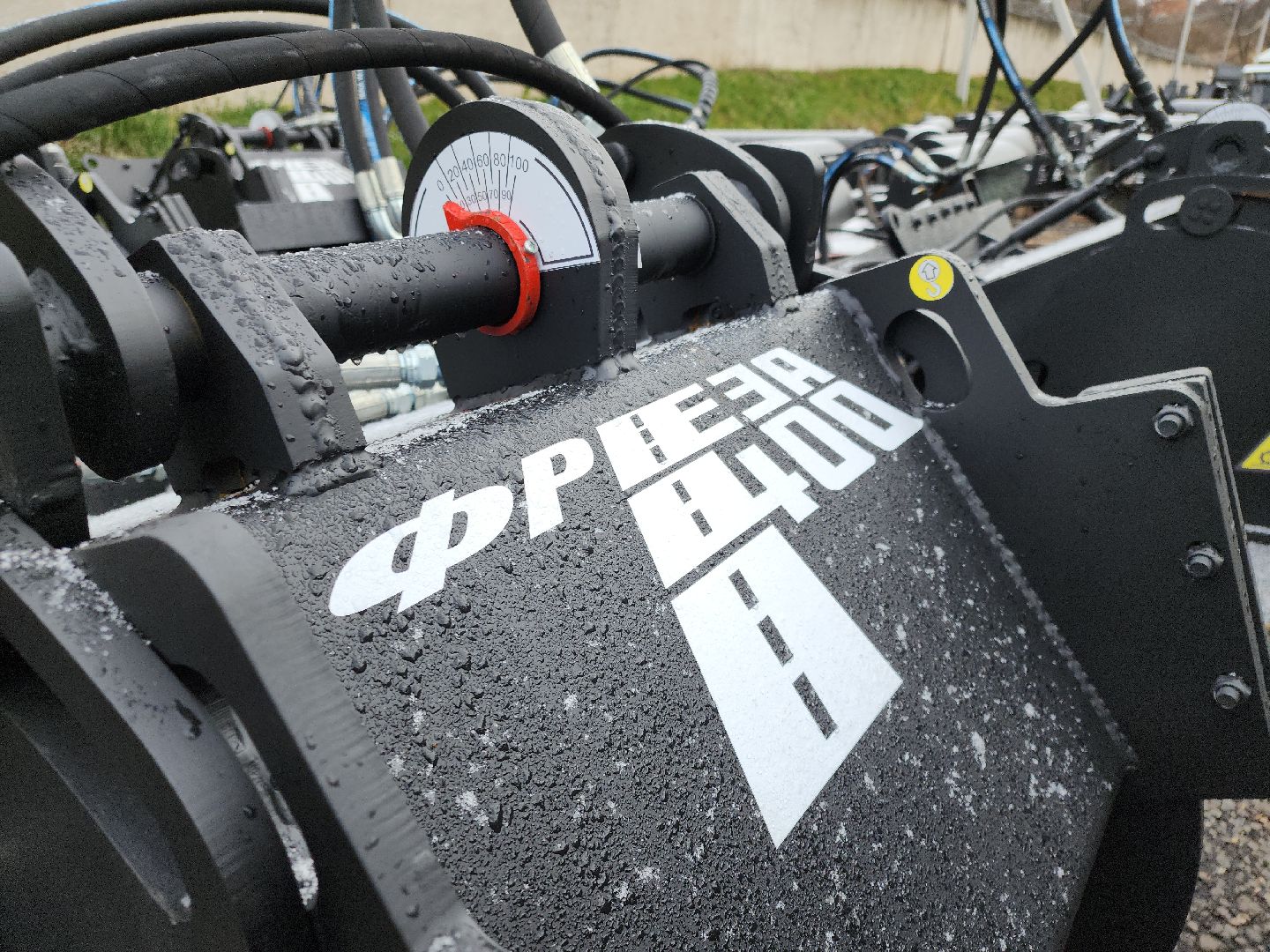 кашира, ст-техникс, производство, навесное оборудование, гидромолот, отвал, щетка,