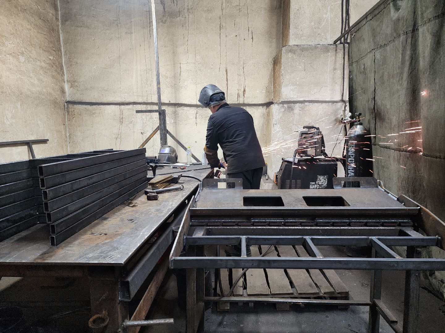 кашира, ст-техникс, производство, навесное оборудование, гидромолот, отвал, щетка,