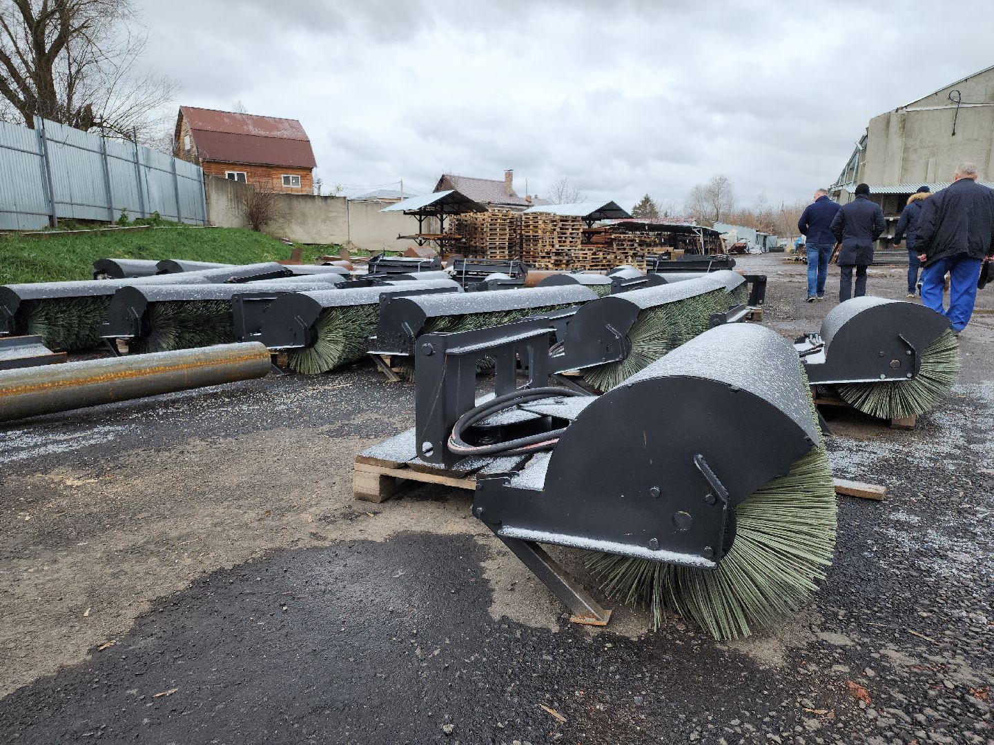 кашира, ст-техникс, производство, навесное оборудование, гидромолот, отвал, щетка,