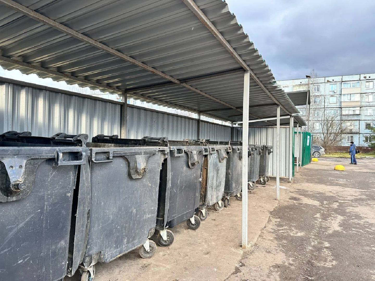 мусорные контейнеры, мусорные площадки, калининец,