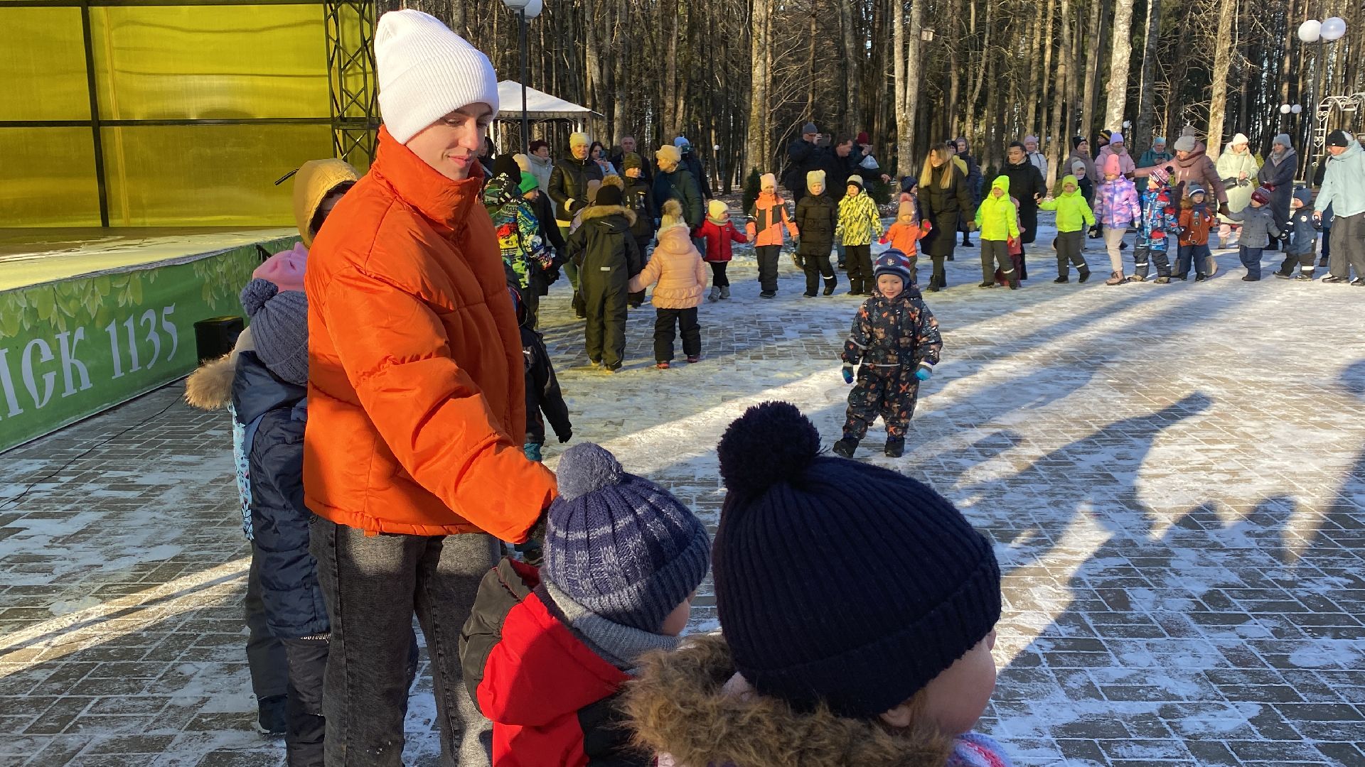 волоколамск, культура, культура подмосковья, дети, праздник, дед мороз, дедушка мороз,