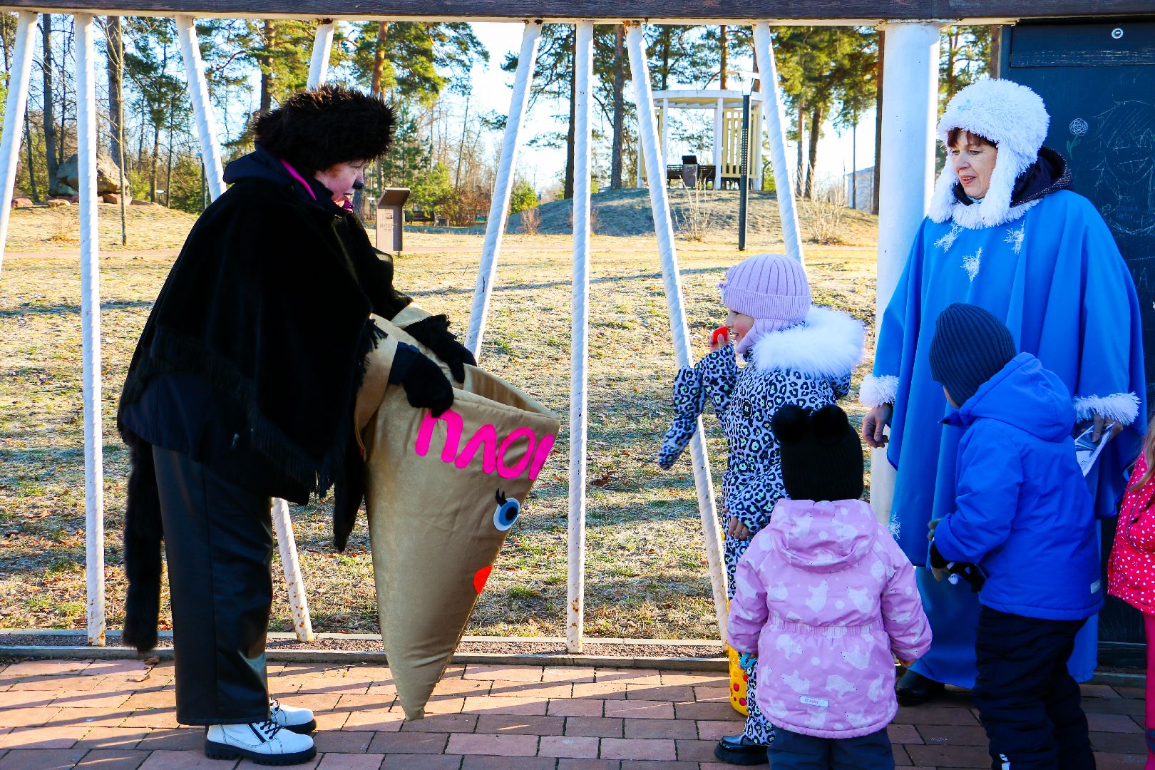 парк Крестов Брод, Рошаль, зима в Подмосковье, день рождения деда мороза,ДК Косякова,