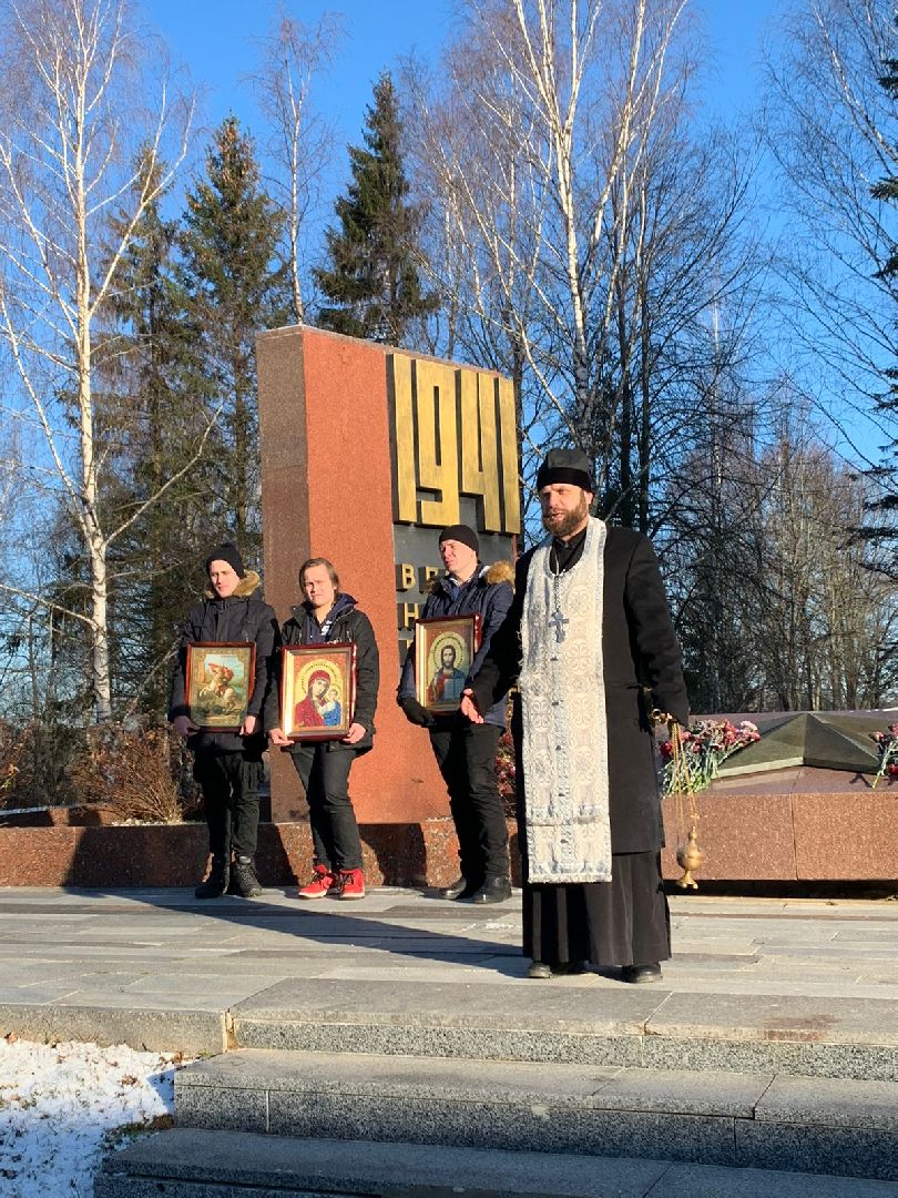 волоколамск, панфиловцы, герои, автопробег, мемориал, братская могила,