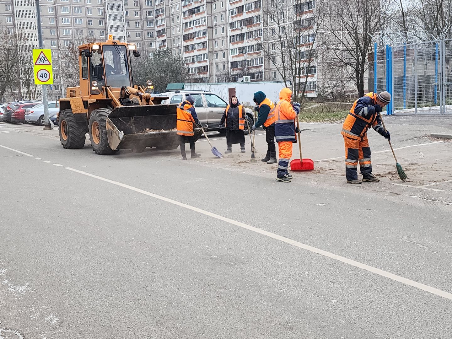 серпухов, дороги, уборка дорог, комбинат благоустройства, листва,