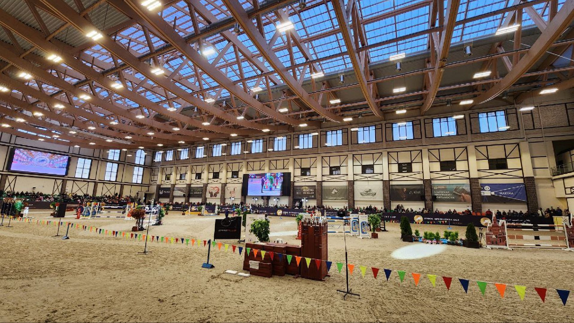 Дмитров, Максима парк, Кубок президента ОАЭ,