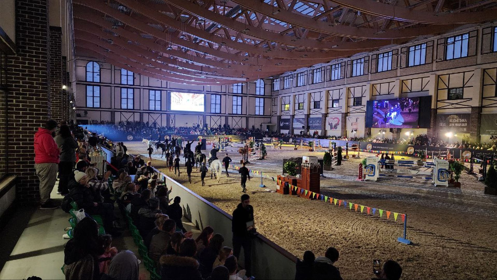 Дмитров, Максима парк, Кубок президента ОАЭ,