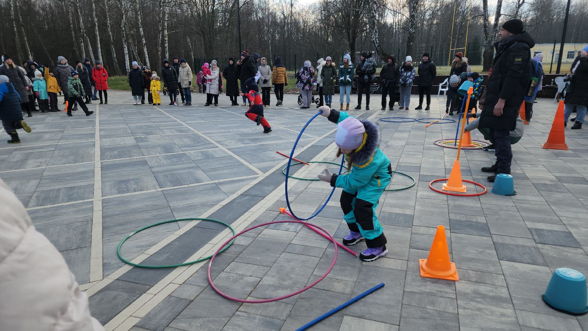 ступино, парк имени Островского, парки подмосковья, парки Ступино, дед мороз,