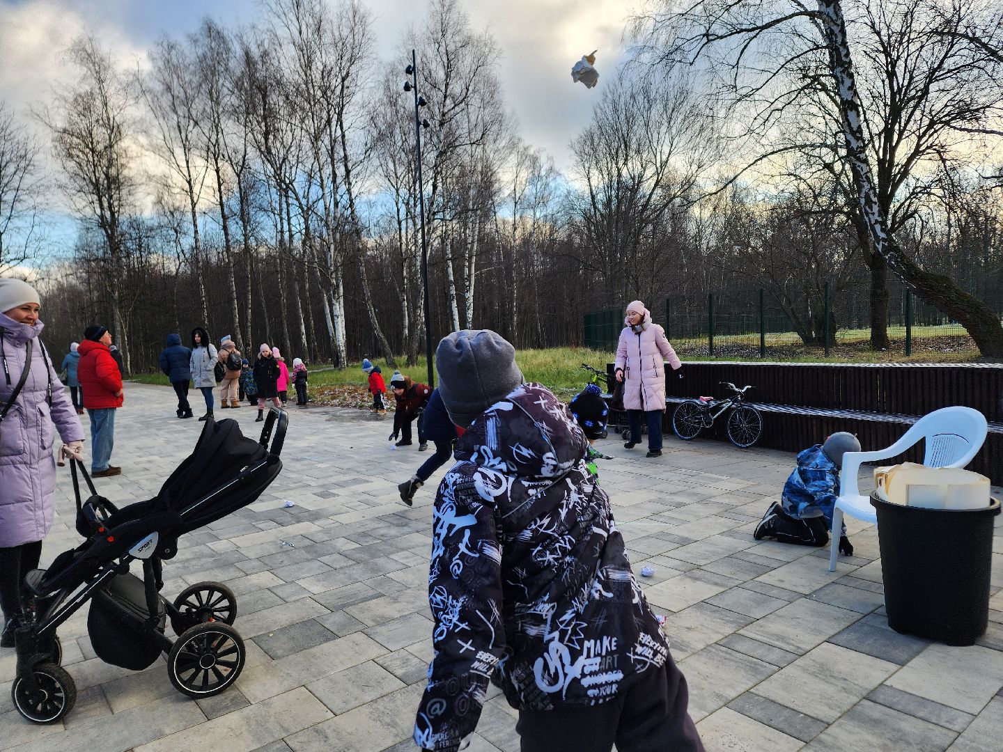 ступино, парк имени Островского, парки подмосковья, парки Ступино, дед мороз,