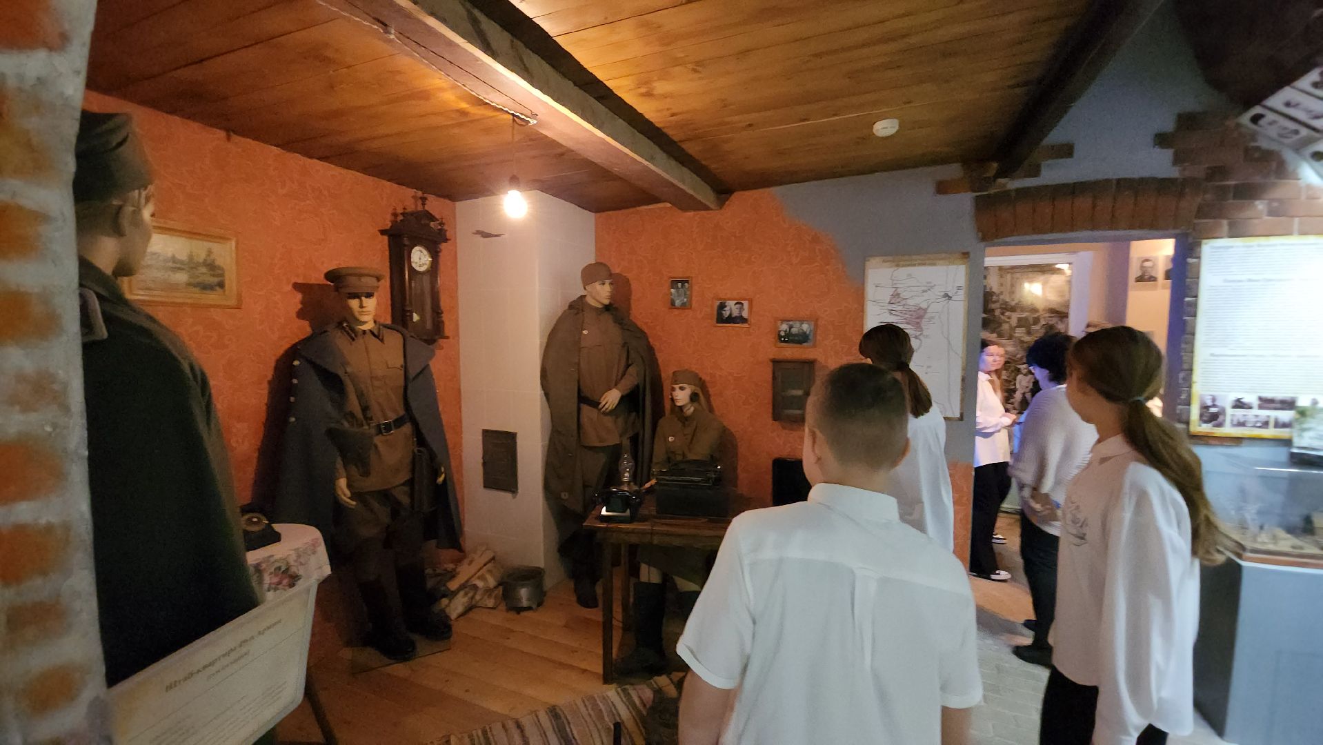 серпухов, подмосковье, история, школа 10 Серпухов, школьный музей,