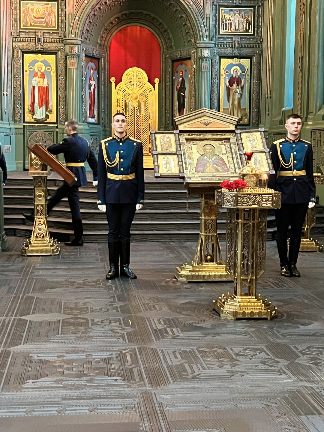 Одинцово, общество