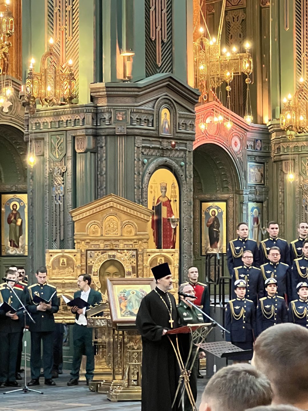 Одинцово, общество