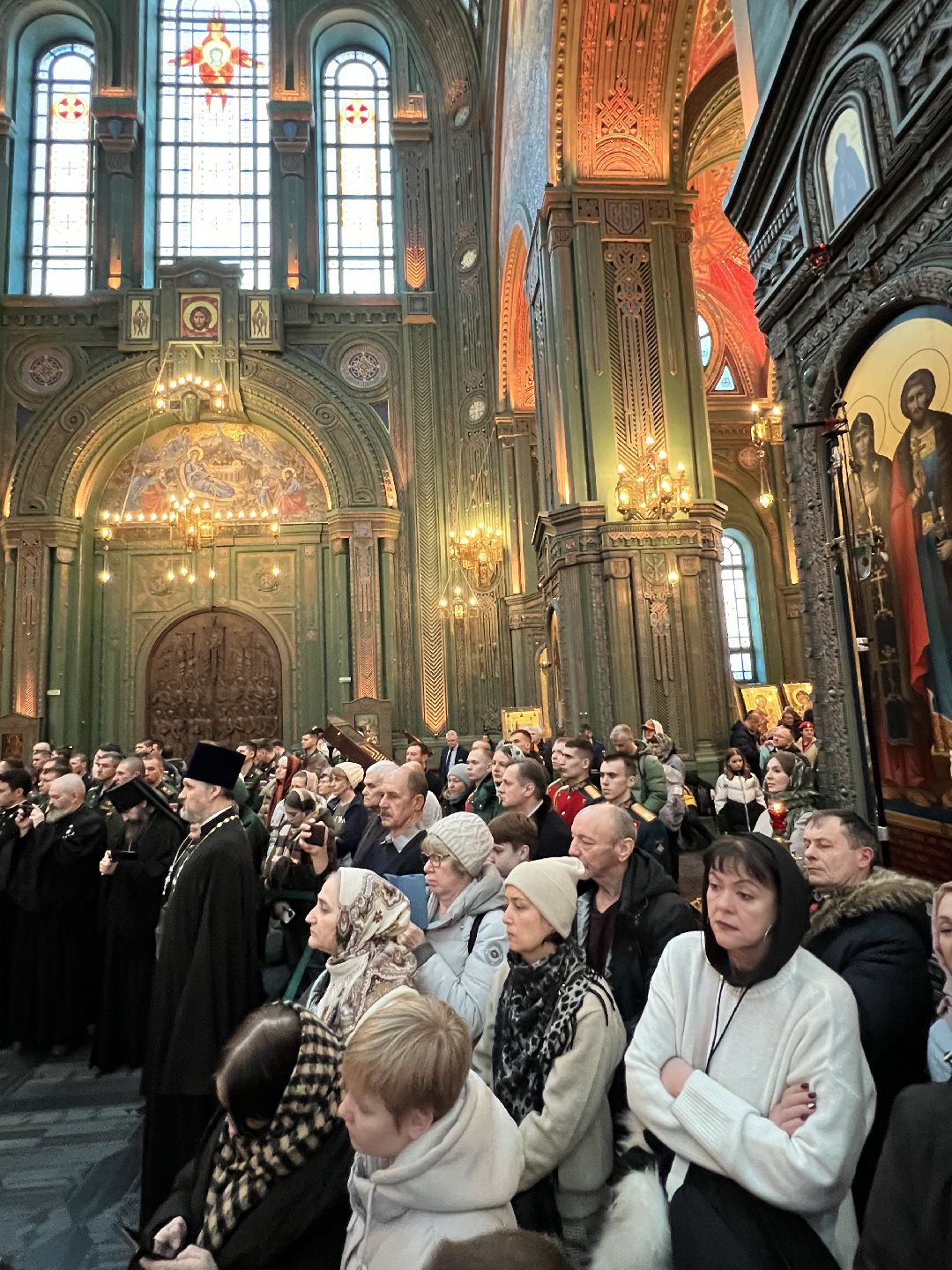 Одинцово, общество