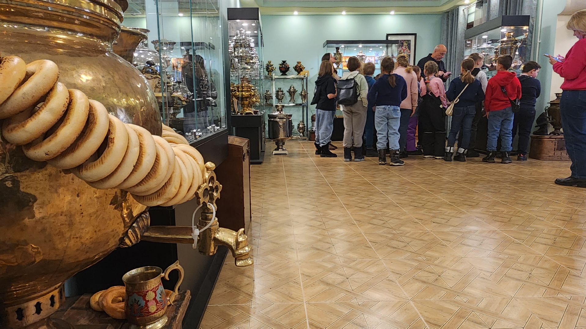 Подмосковье, Городской округ Пушкинский, Ивантеевка, Музей Самоваров, музей, история, старинные вещи,