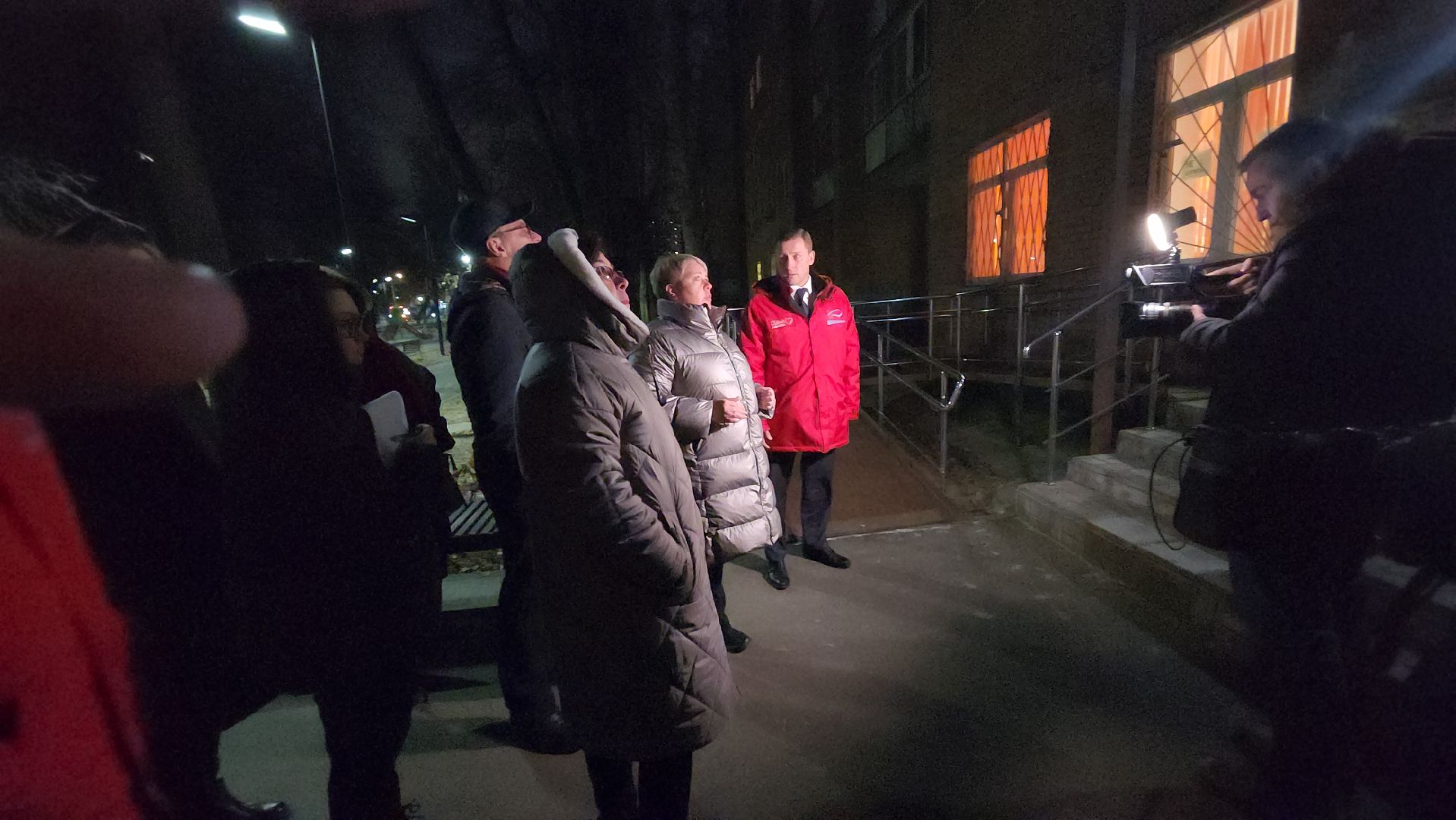 долгопрудный, владислав юдин, выездная администрация, Центральная библиотека, ремонт фасада, благоустройство,