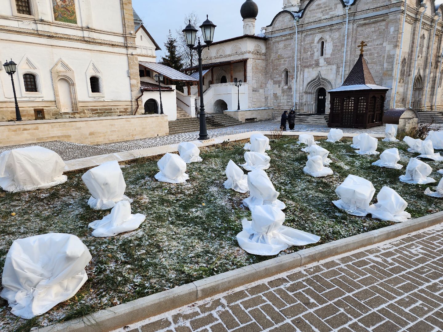 серпухов, подмосковье, женский монастырь, подготовка к зиме,