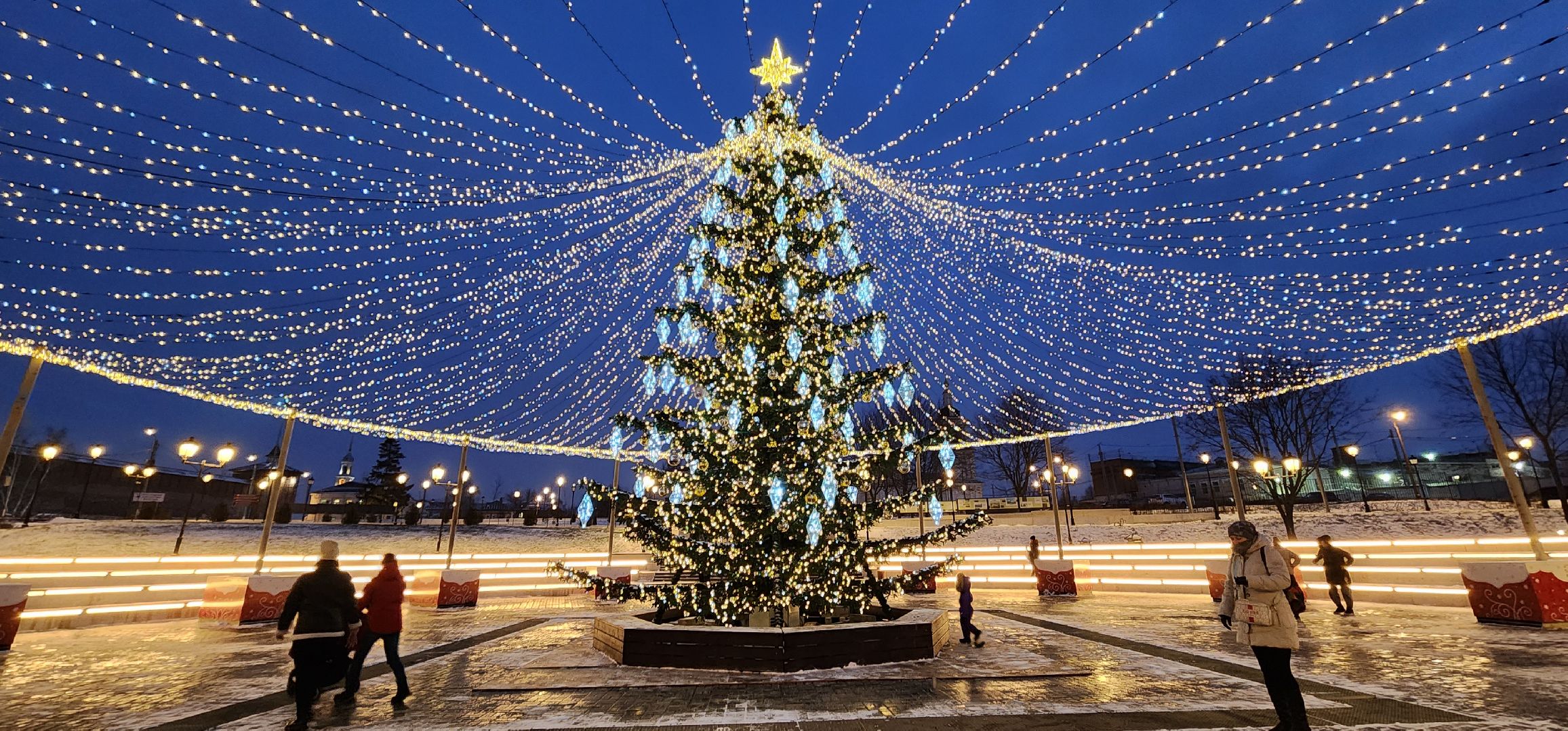 Коломна, новый год, ёлка, новогодние украшения,