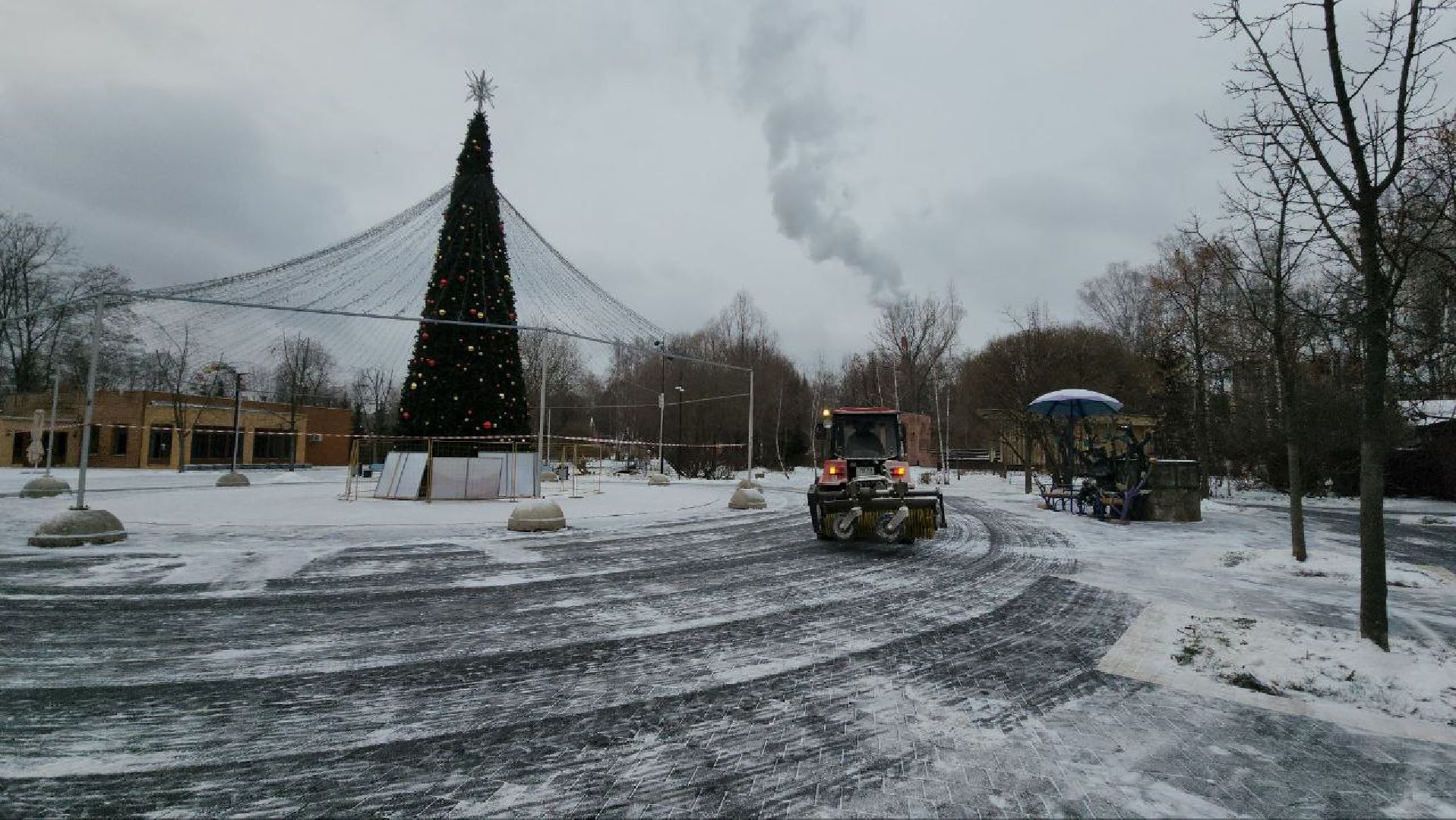 мытищи, парк мира, новый год, ёлка, Илья Авербух, каток,