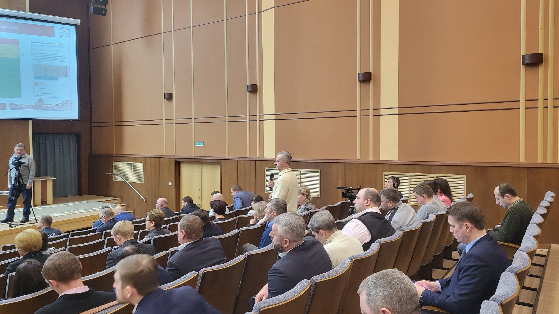 Красногорск, общество