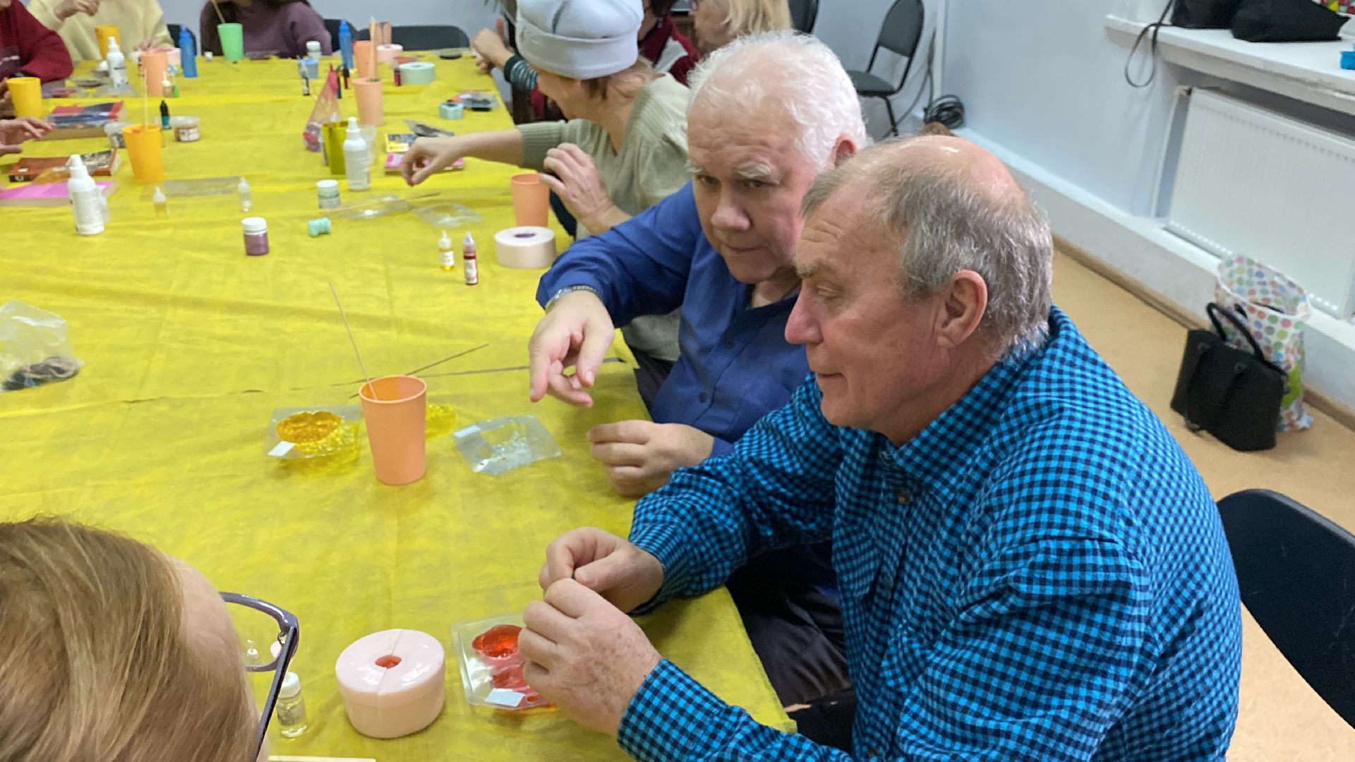 волоколамск, библиотека, активное долголетие, активноедолголетие, пенсионеры, мыловарение, творческий коллектив, творчество,