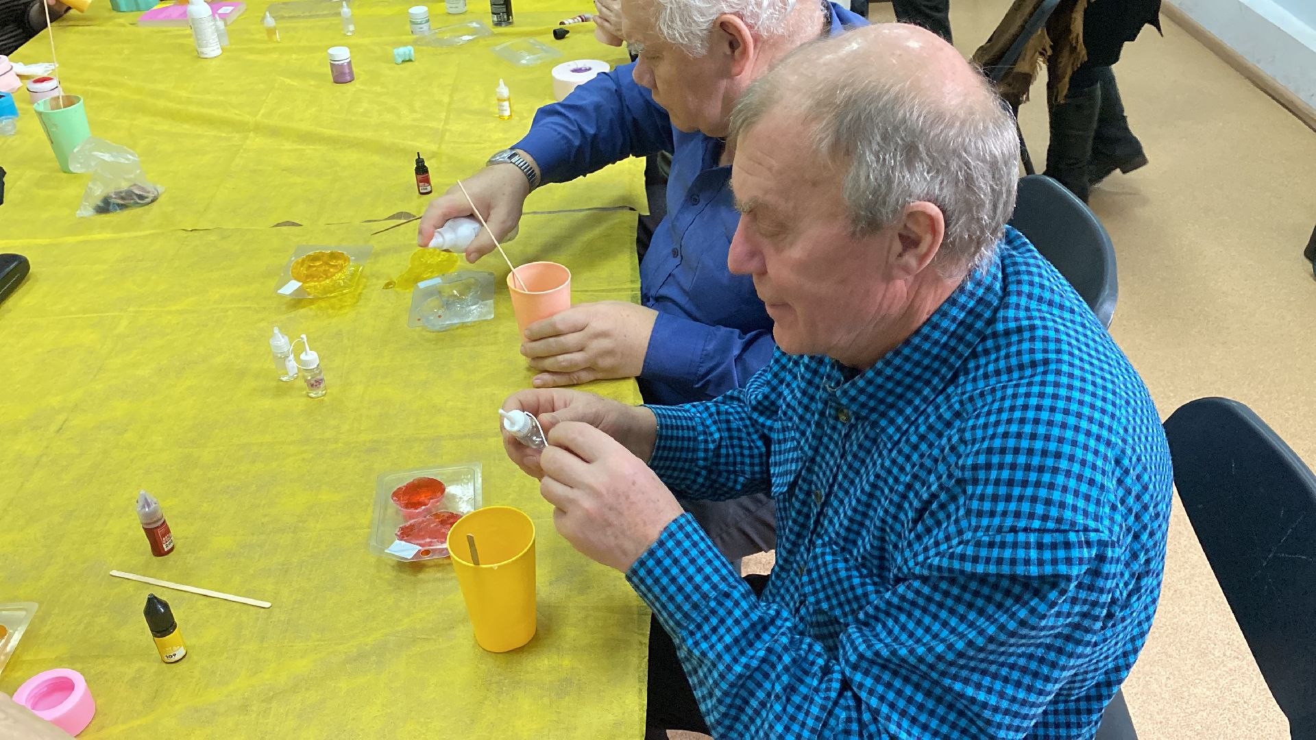 волоколамск, библиотека, активное долголетие, активноедолголетие, пенсионеры, мыловарение, творческий коллектив, творчество,