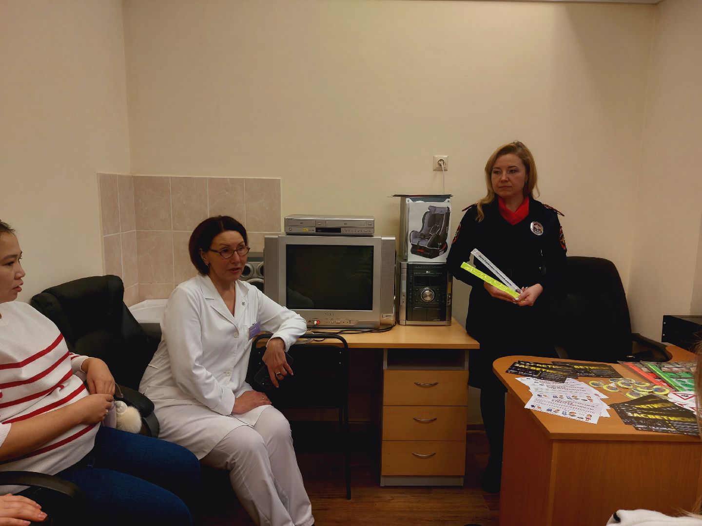 правила дорожного движения, бдд, автокресло, гибдд, город чехов, Будующие мамы,