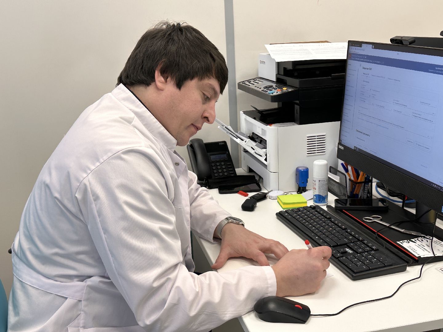 Поликлиника в Ромашково, Медицина, молодые врачи,