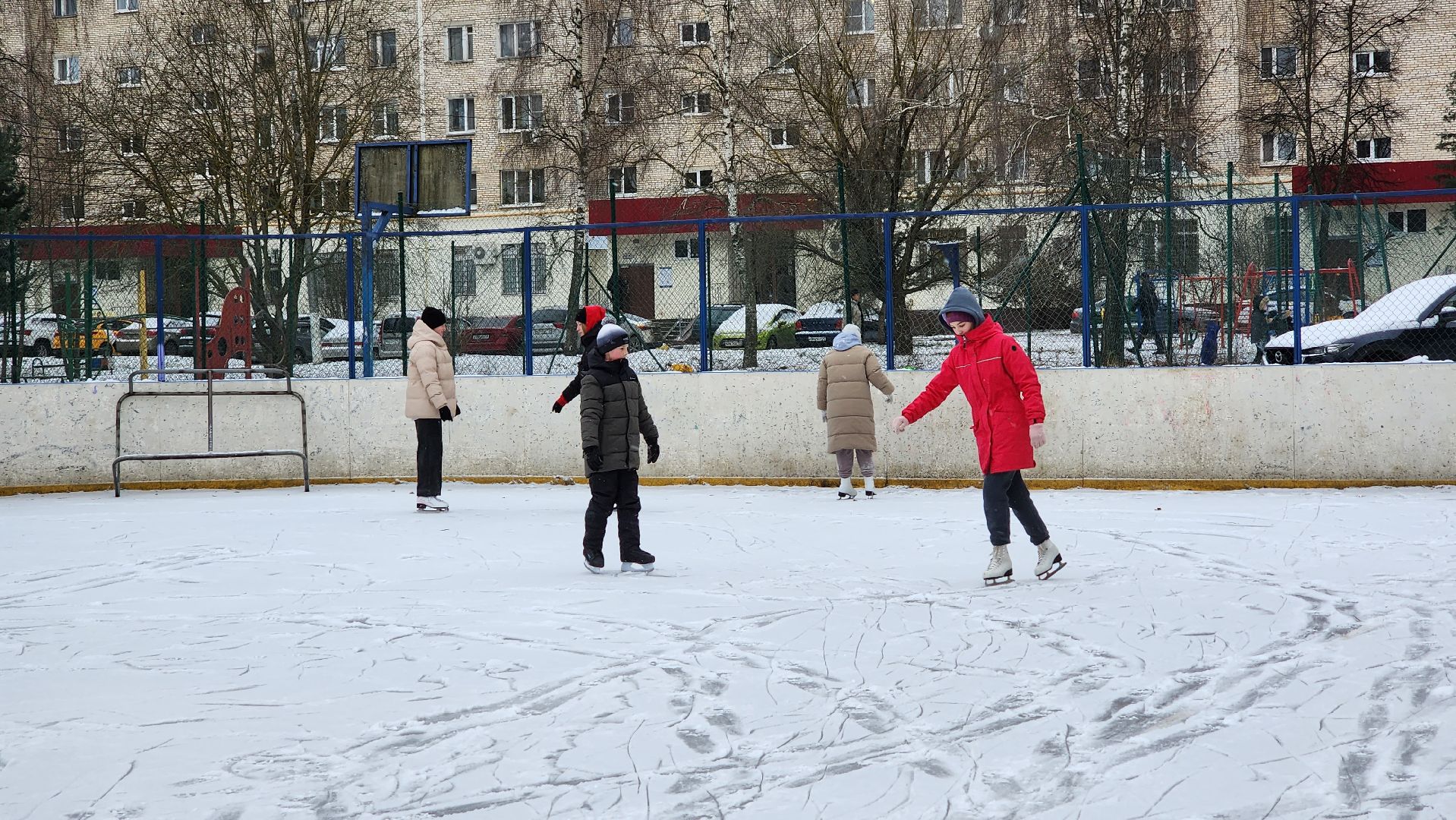 Солнечногорск, зима, зима в подмосковье, каток, отдых,