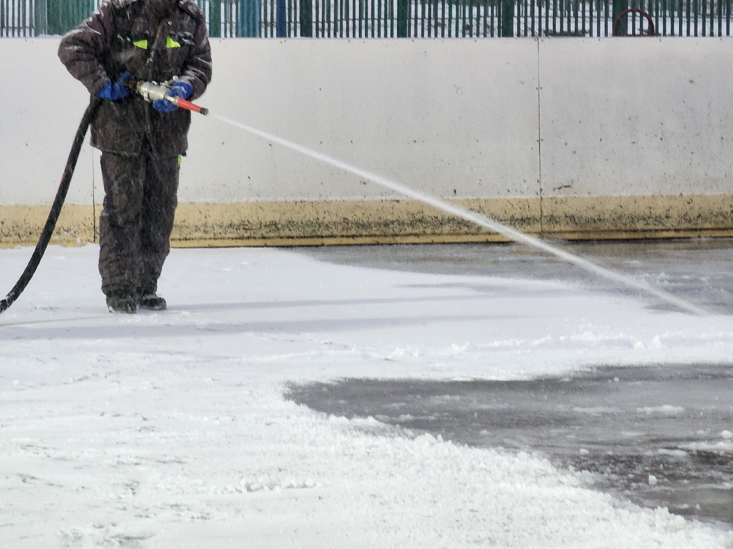 каток, зима в подмосковье, щёлково, подготовка к зиме,