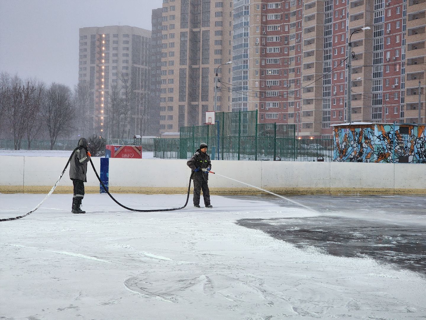 каток, зима в подмосковье, щёлково, подготовка к зиме,