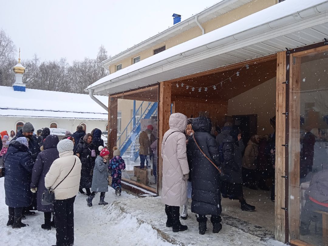 Жуковский, общество