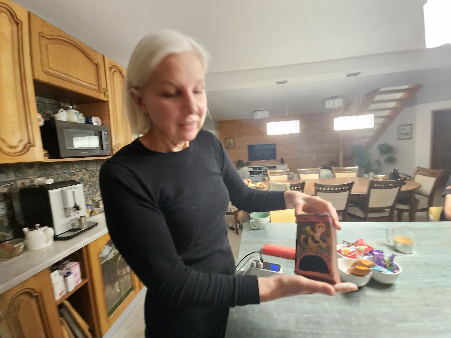 день матери, приемные дети,