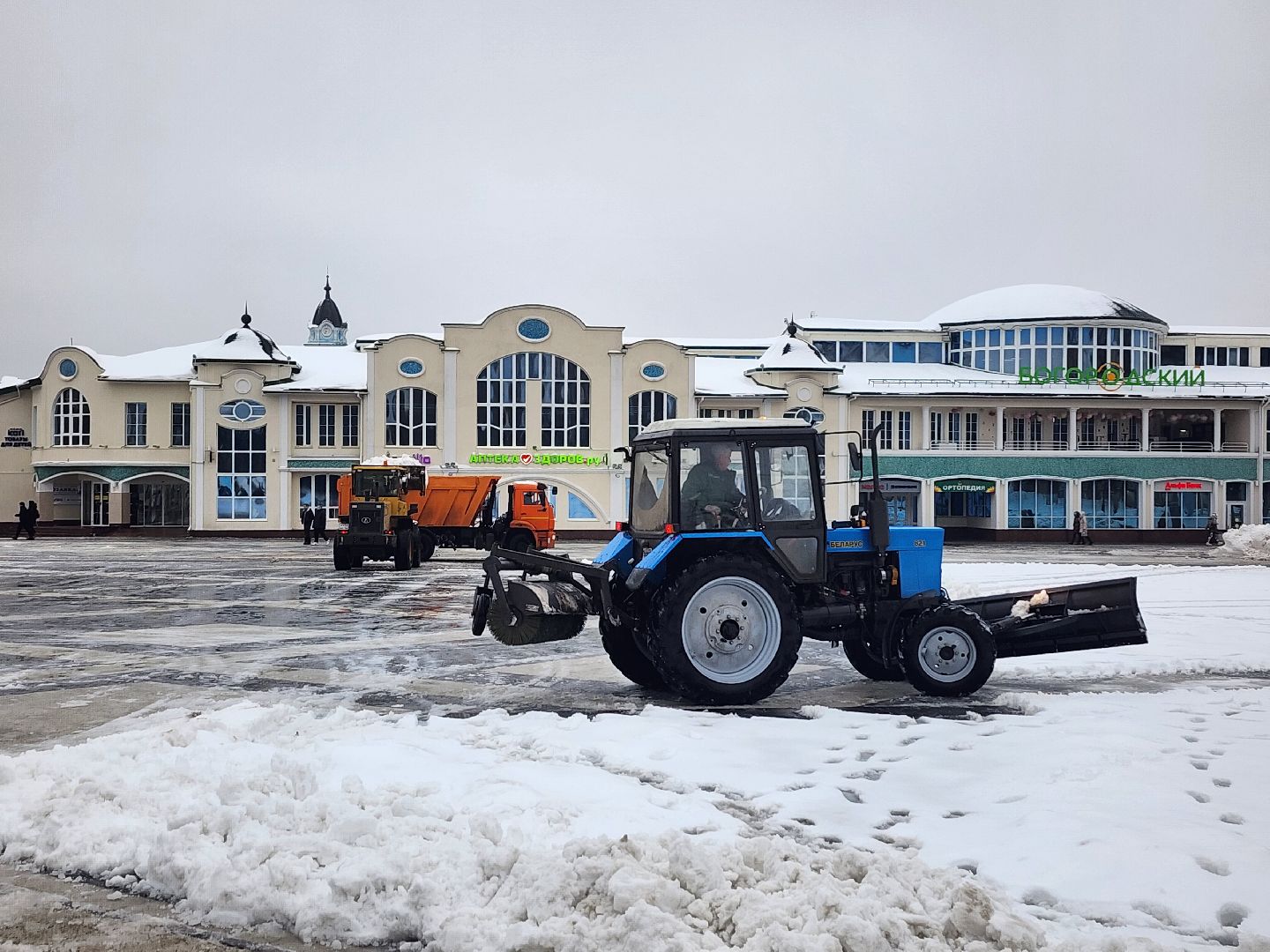 коммунальные службы, уборка общественных территорий, снег, Ногинск, Богородский городской округ,