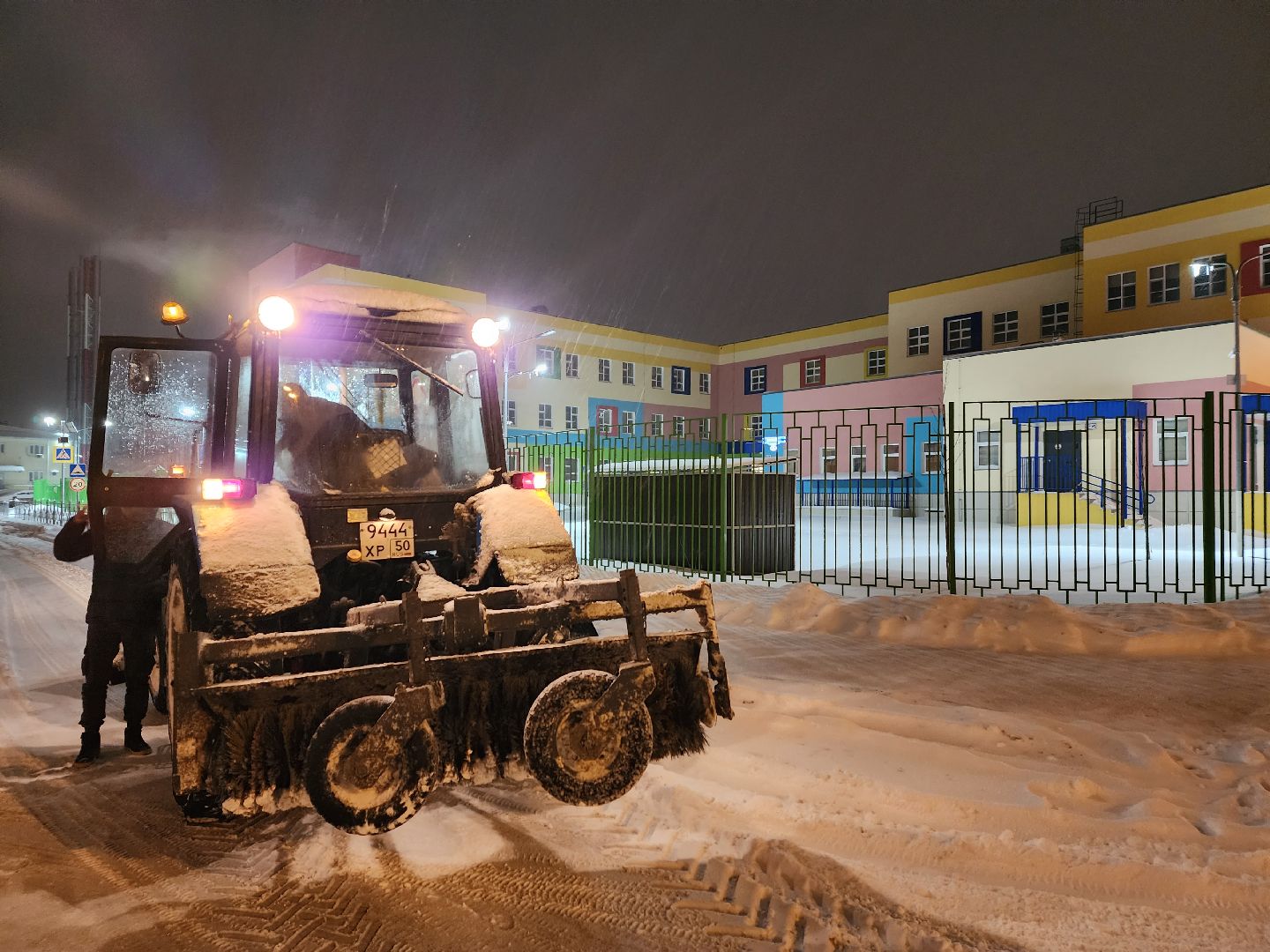 Снег, Снегопад, ликвидация последствий непогоды, Нахабино,
