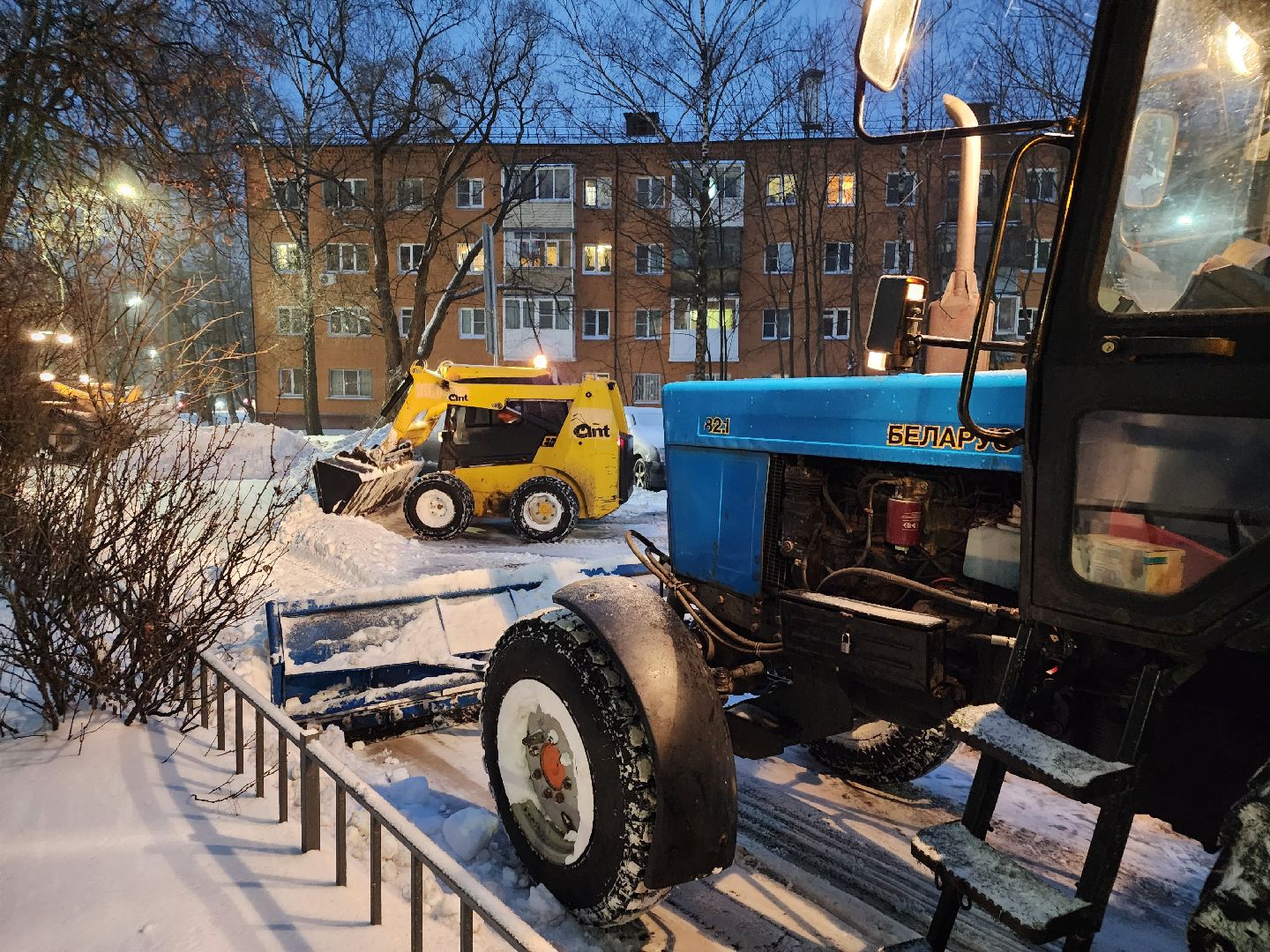 Снег, уборка снега, ликвидация последствий непогоды, Дедовск,