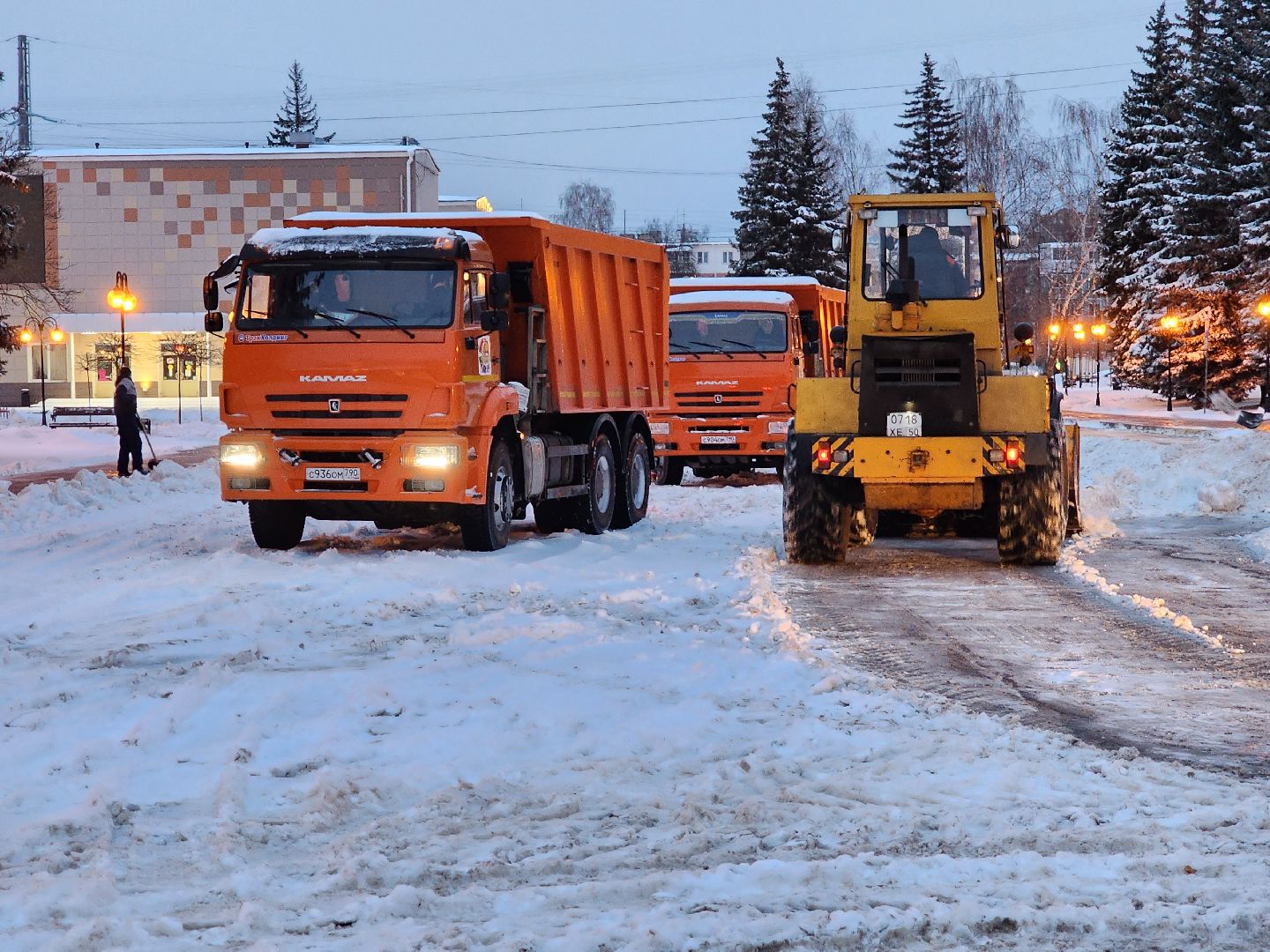 снег, серпухов, снегопад, черная метель, уборка снега,