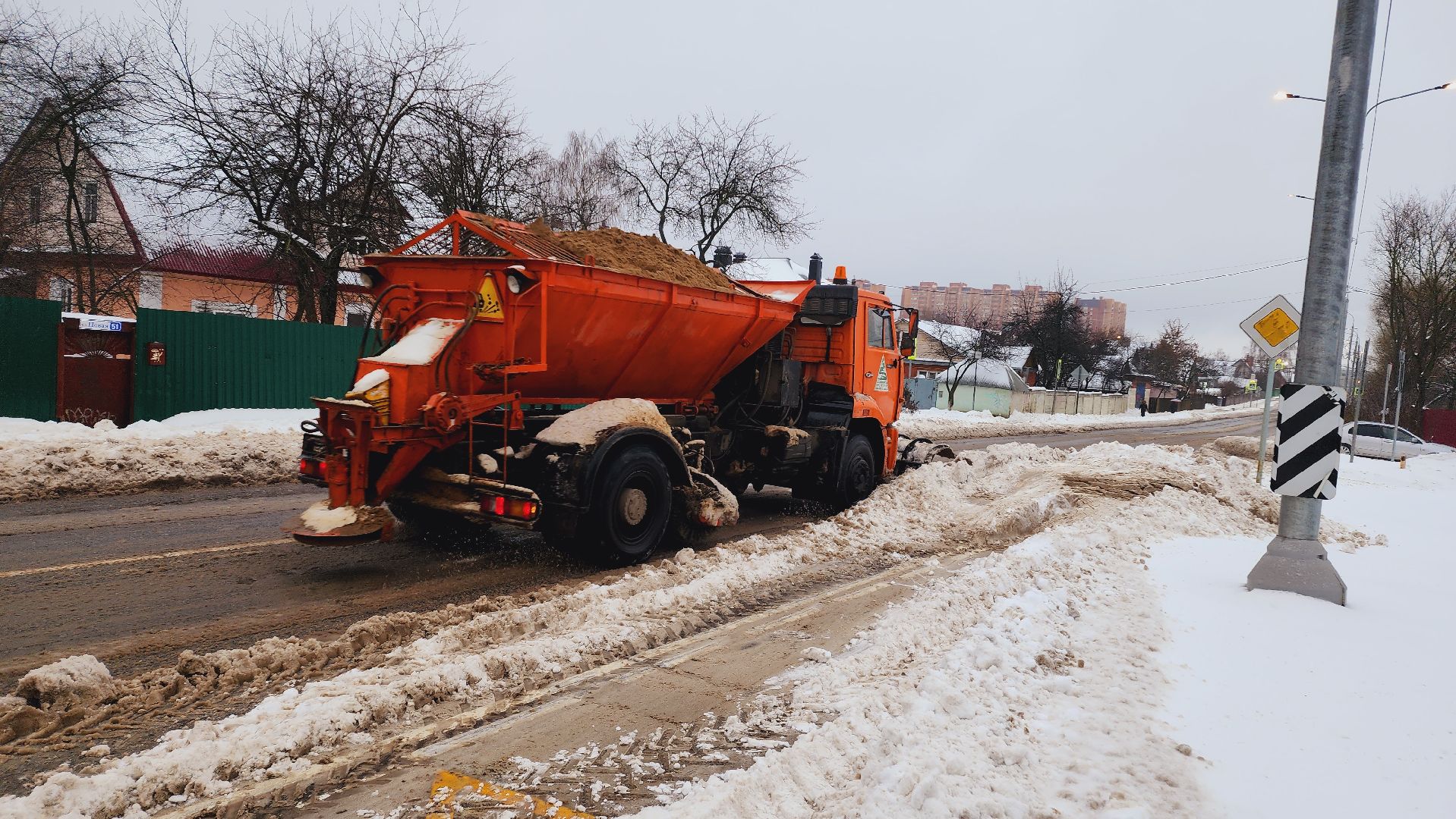 домодедово, подмосковье, снег, уборка территорий, ЖКХ, Дорожные службы, коммунальные служба, безопасность,