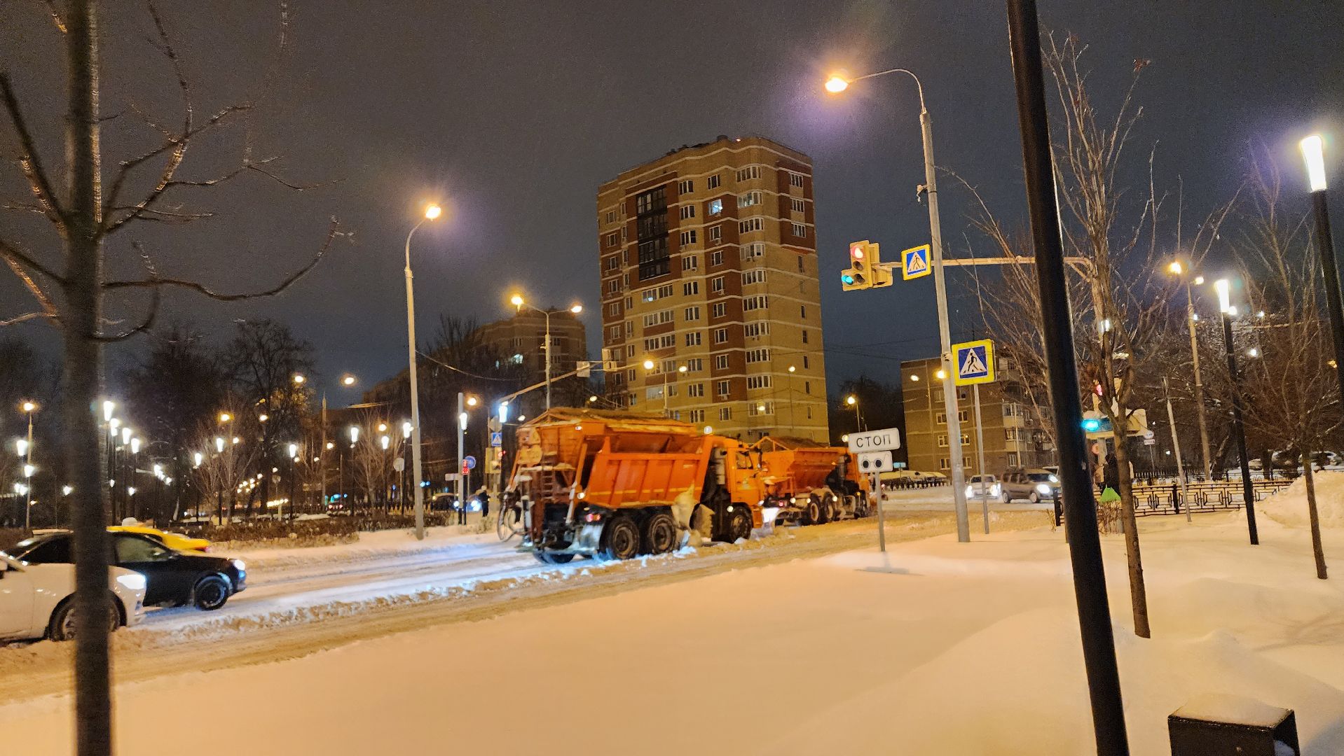 домодедово, подмосковье, снег, уборка территорий, ЖКХ, Дорожные службы, коммунальные служба, безопасность,
