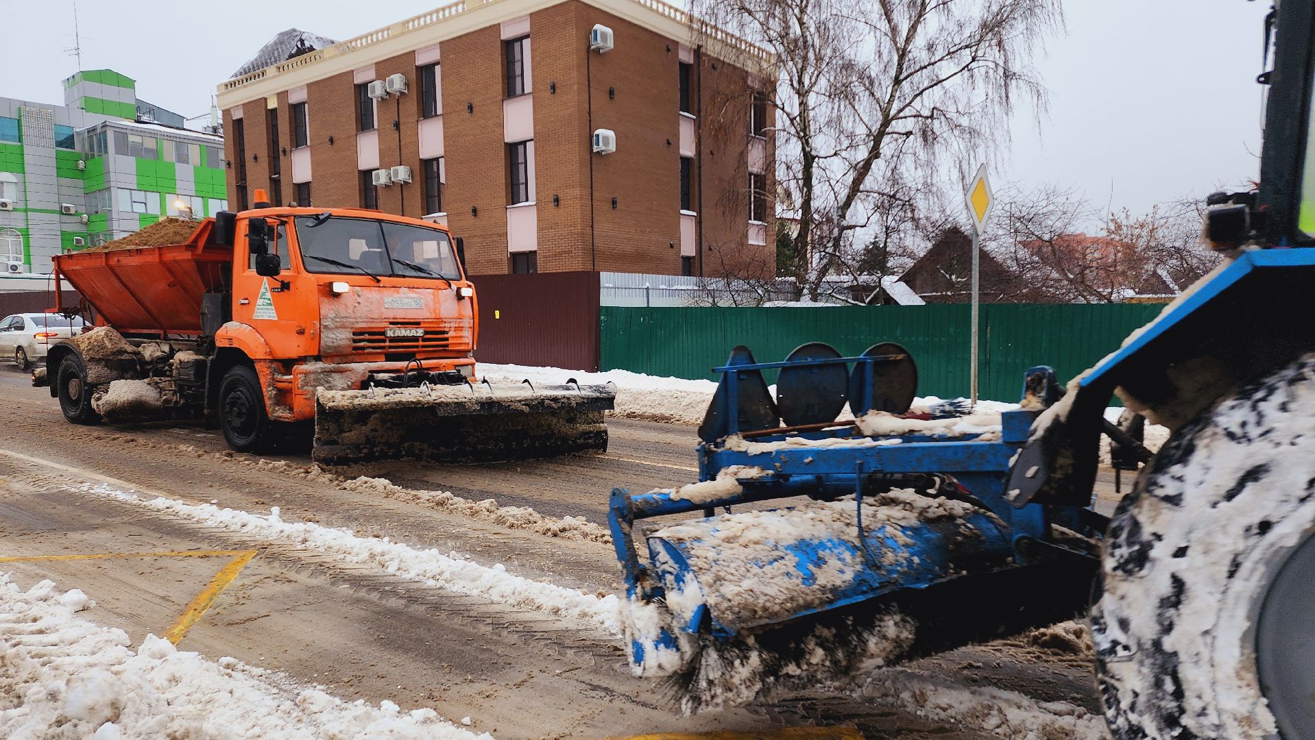 домодедово, подмосковье, снег, уборка территорий, ЖКХ, Дорожные службы, коммунальные служба, безопасность,