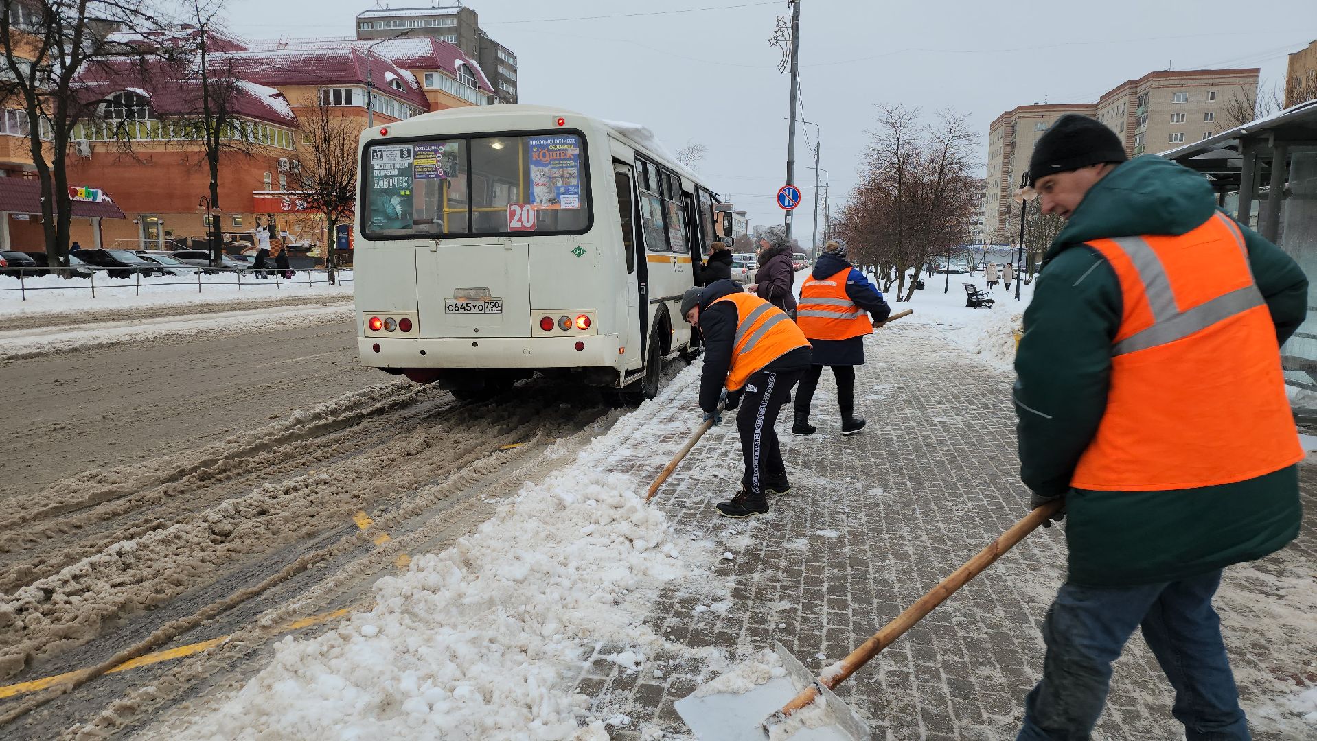 Серпухов, Подмосковье, черная метель, комбинат благоустройства, уборка снега, снегопад,