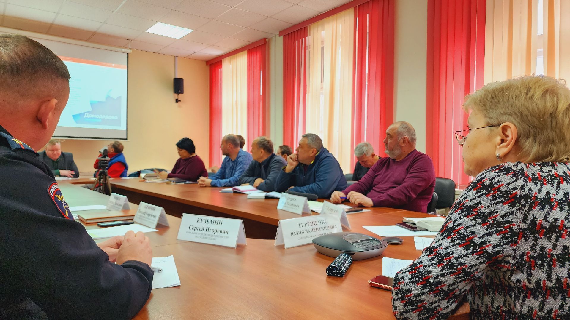 Подмосковье, Домодедово, транспорт, госавтоинспекция, ГИБДД, Школьный автобус, перевозка детей, группа детей, Управление образования, проверка автобусов, школьный маршрут, подвоз школьников, отдаленная местность, автотранспортная сеть,