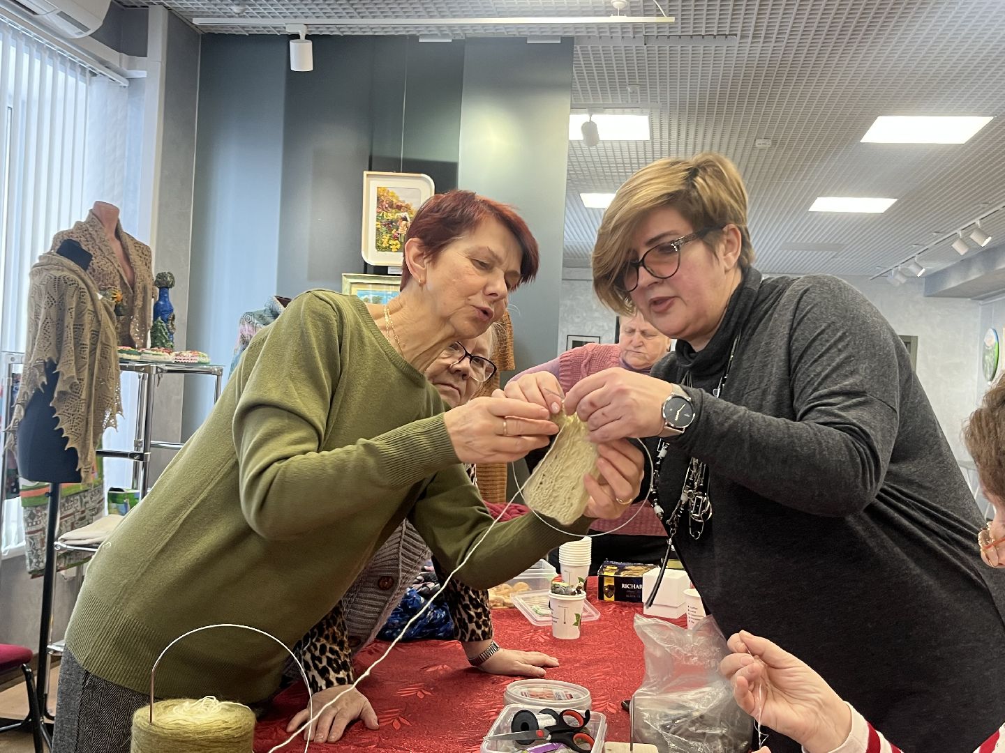 щедрый вторник, наро-фоминск, благотворительная акция, цдк звезда, культура подмосковья, носки для фронта,