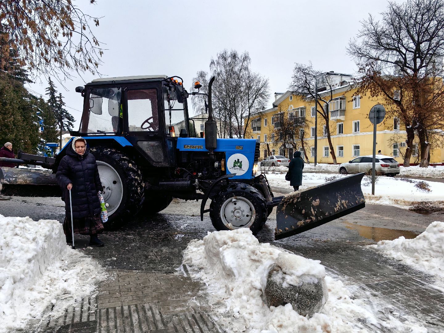снегопад, непогода, коммунальные служба, техника,