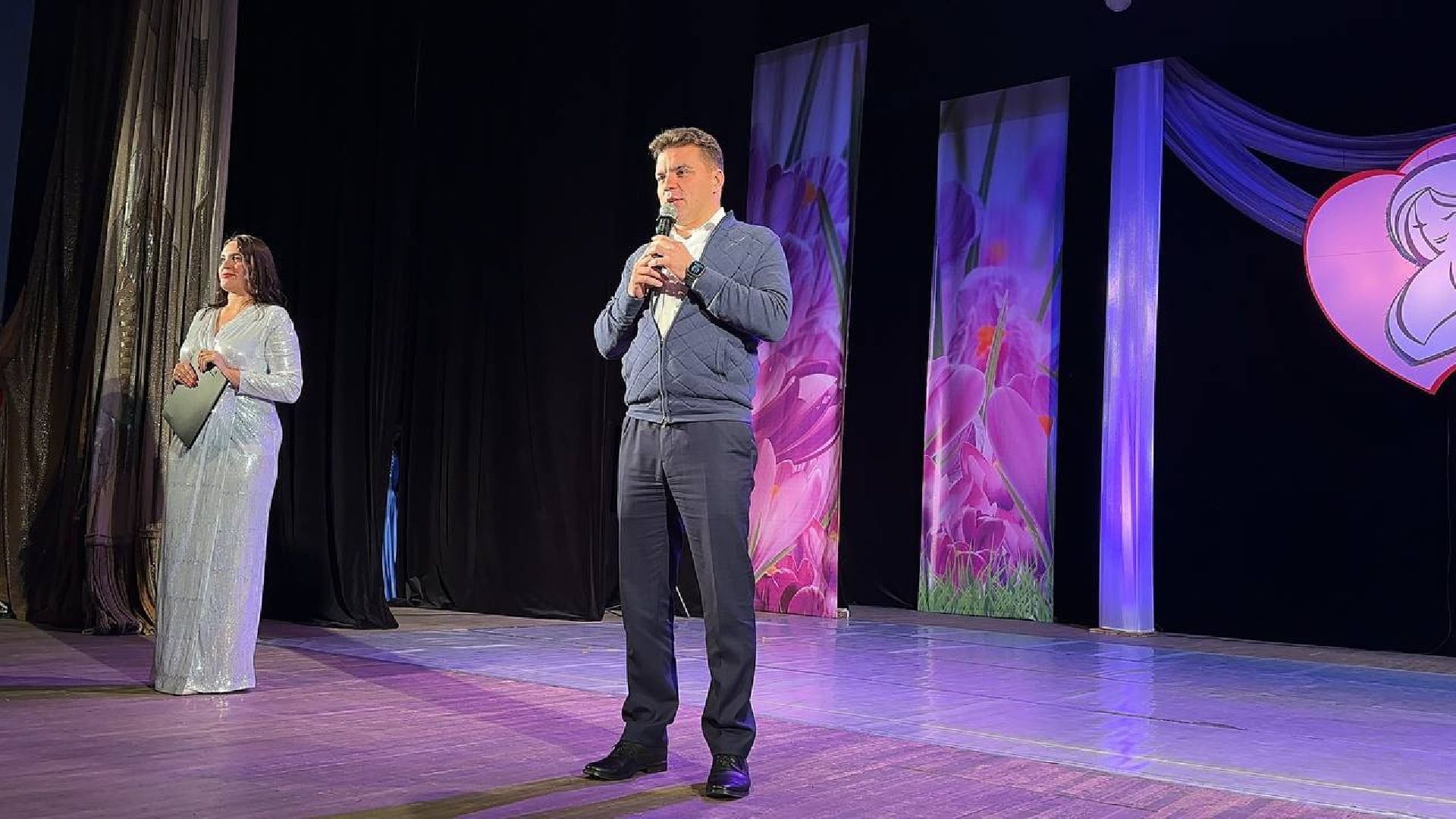 можайк, можайский городской округ, подмосковье, концерт, День матери, праздник, мамы, поздравление, глава, депутат,