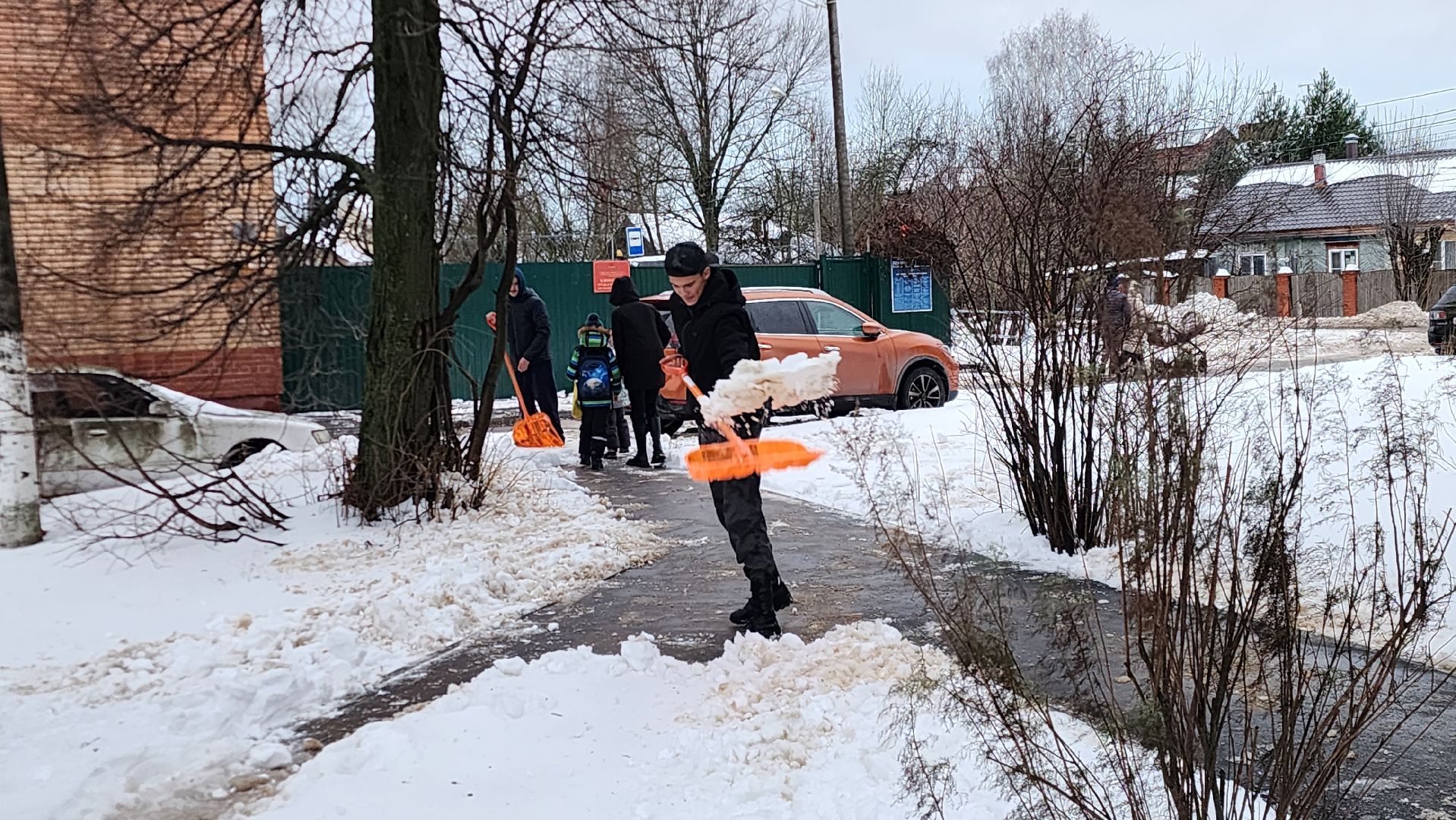 Подольск, Уборка, студенты,