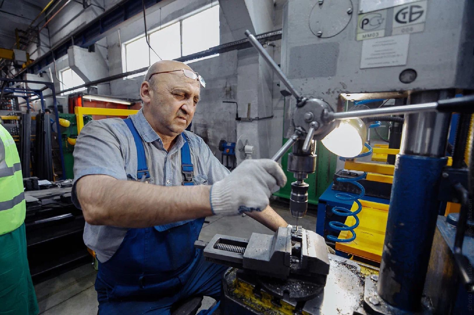 производство, завод, стекломаш, производительность труда, программа, поддержка государства, бизнес, экономика, орехово-зуево,